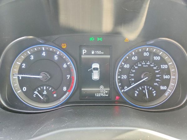 2023 HYUNDAI KONA SE