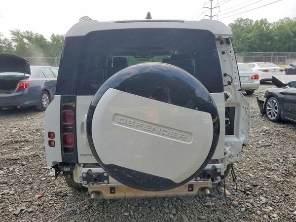 2025 LAND ROVER DEFENDER 130 S