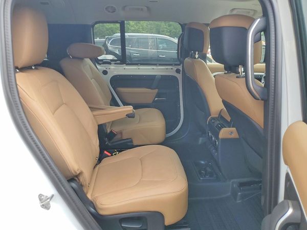 2025 LAND ROVER DEFENDER 130 S