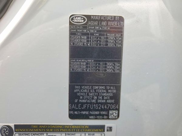 2025 LAND ROVER DEFENDER 130 S