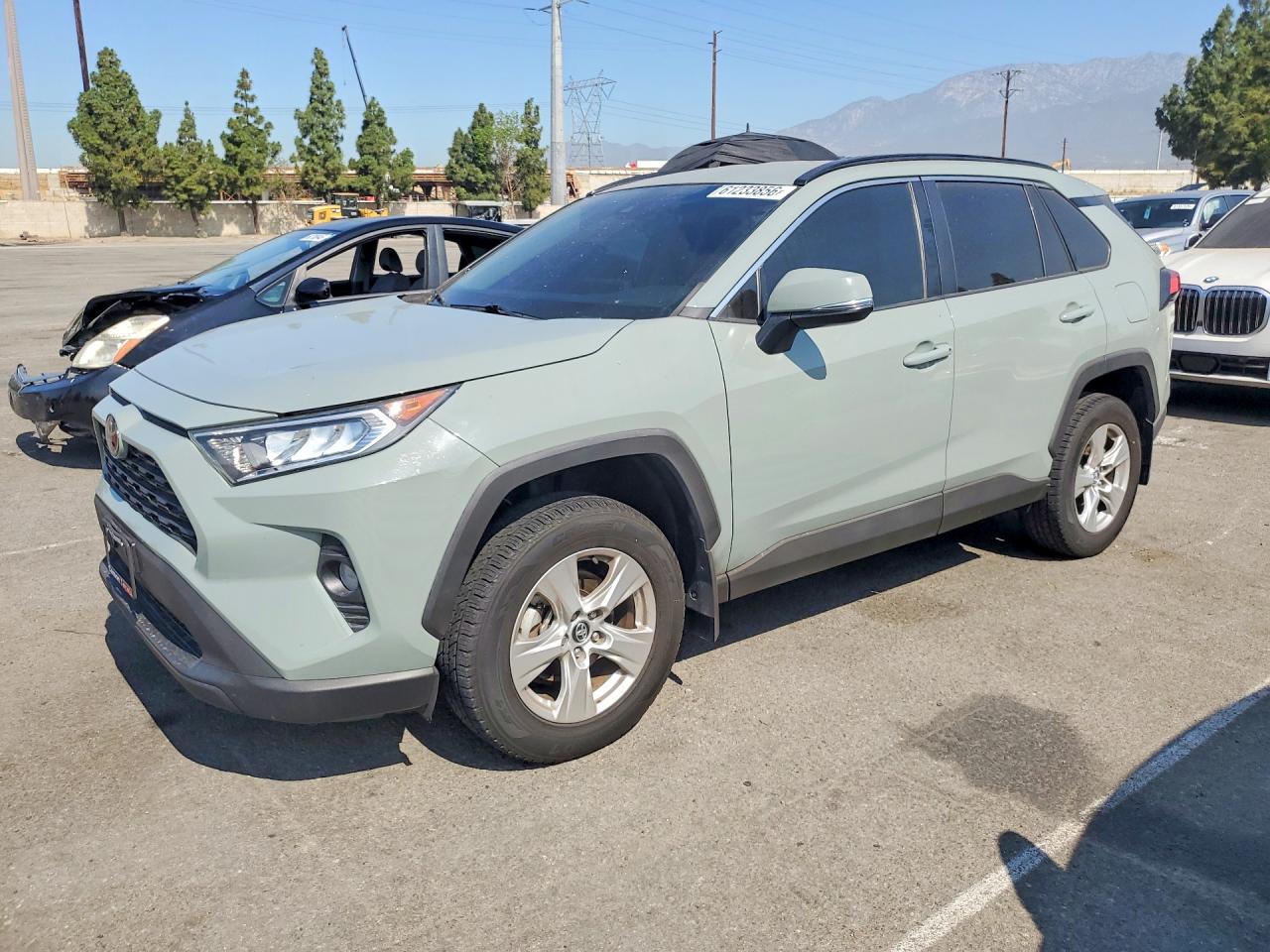 2021 TOYOTA RAV4 XLE