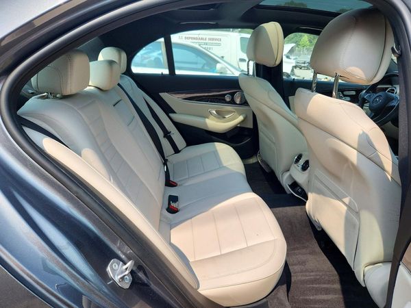 2017 MERCEDES-BENZ E E300-4M