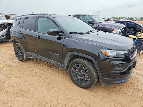 2025 JEEP COMPASS North, Latitude