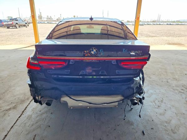 2020 BMW 740
