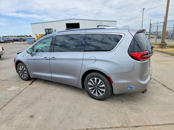 2021 CHRYSLER PACIFICA