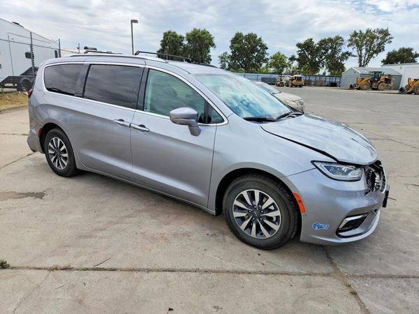 2021 CHRYSLER PACIFICA
