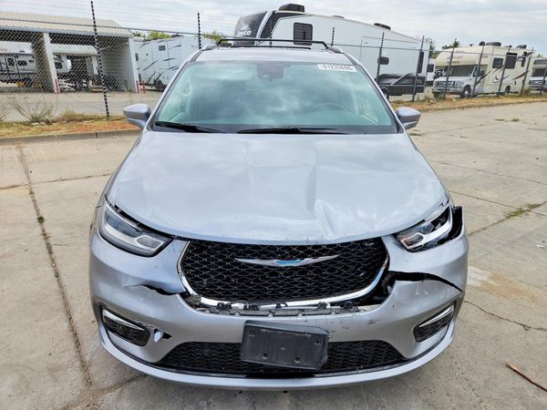2021 CHRYSLER PACIFICA