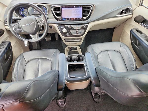 2021 CHRYSLER PACIFICA