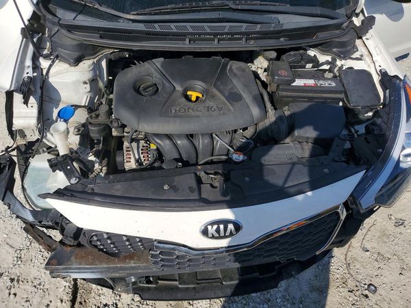 2016 KIA FORTE GL (Middle-Low Grade)