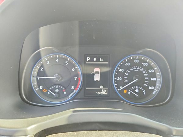 2023 HYUNDAI KONA SE
