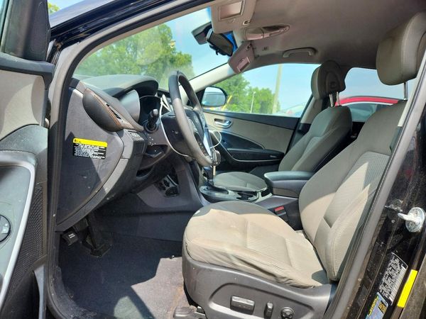 2018 HYUNDAI SANTA FE SE Base