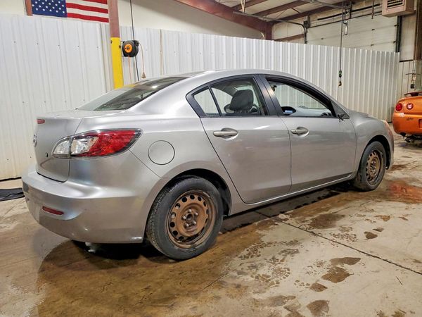 2013 MAZDA 3 SV/Base