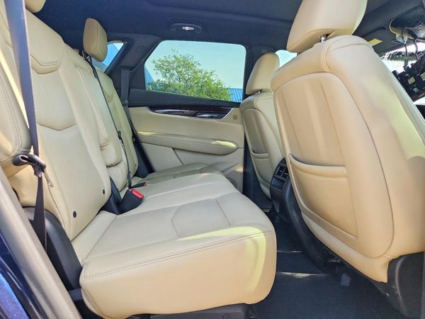 2017 CADILLAC XT5 Premium Luxury