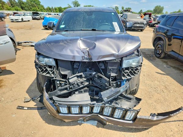 2019 JEEP GRAND CHEROKEE LAREDO 4X4