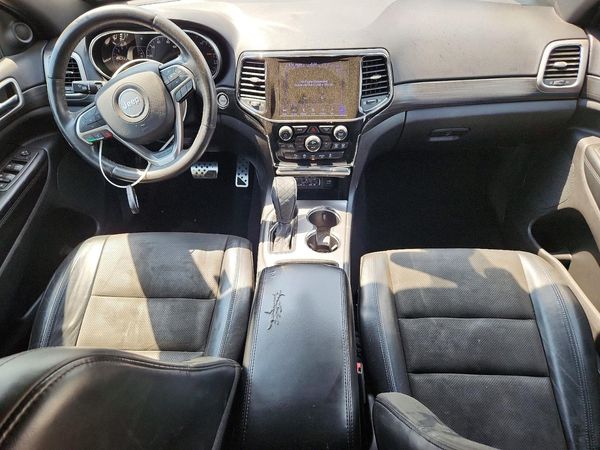 2019 JEEP GRAND CHEROKEE LAREDO 4X4