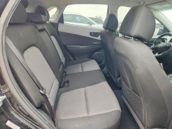 2021 HYUNDAI KONA SEL