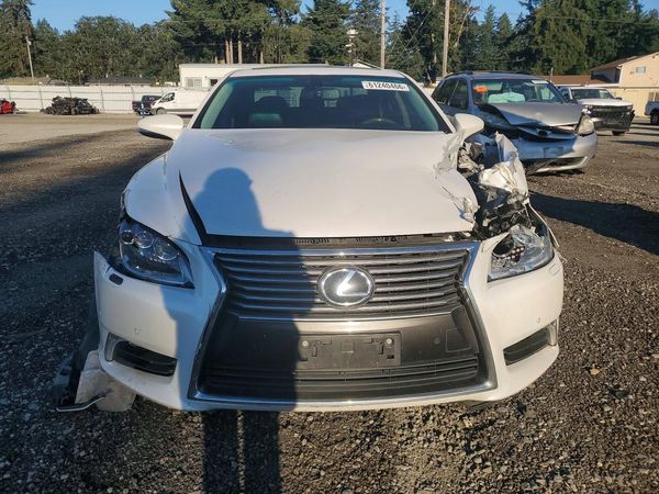 2016 LEXUS LS 460
