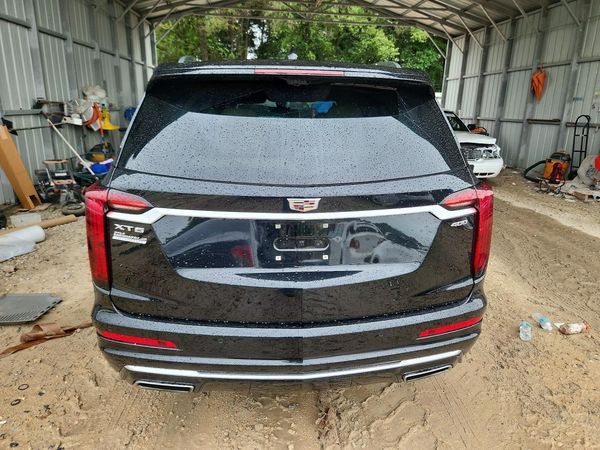 2024 CADILLAC XT6 Premium Luxury
