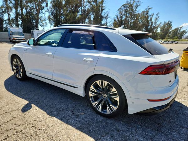 2025 AUDI Q8 S Line quattro Prestige