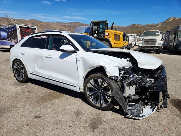 2025 AUDI Q8 S Line quattro Prestige