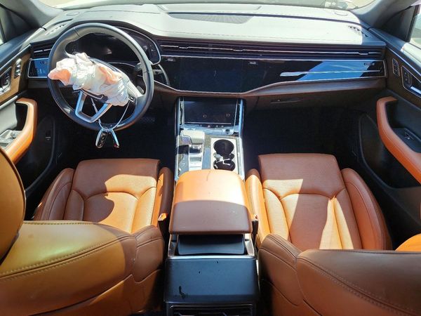 2025 AUDI Q8 S Line quattro Prestige