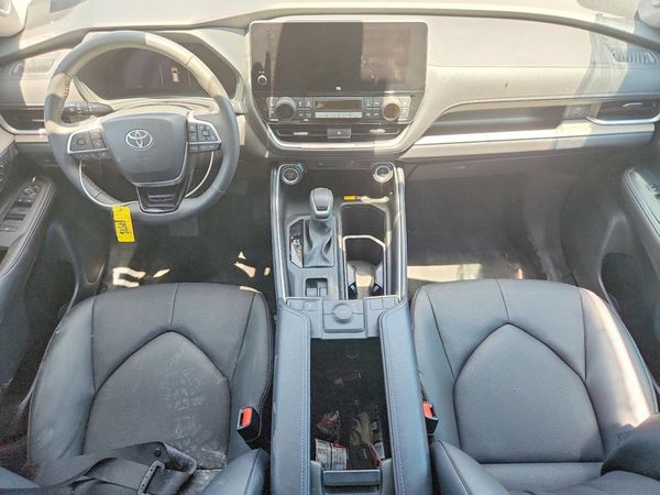 2026 TOYOTA GRAND HIGHLANDER