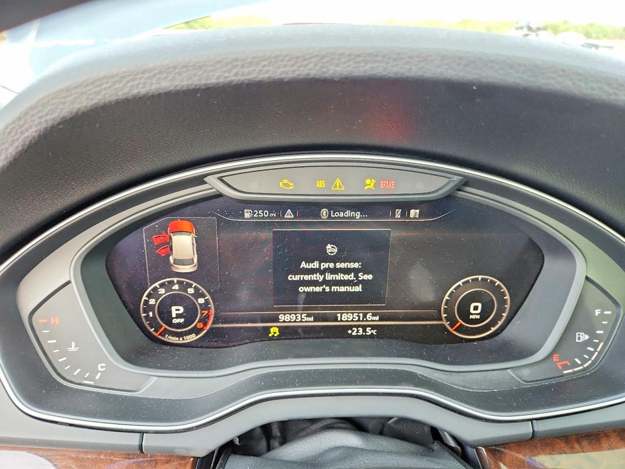 2018 AUDI Q5 quattro Premium Plus
