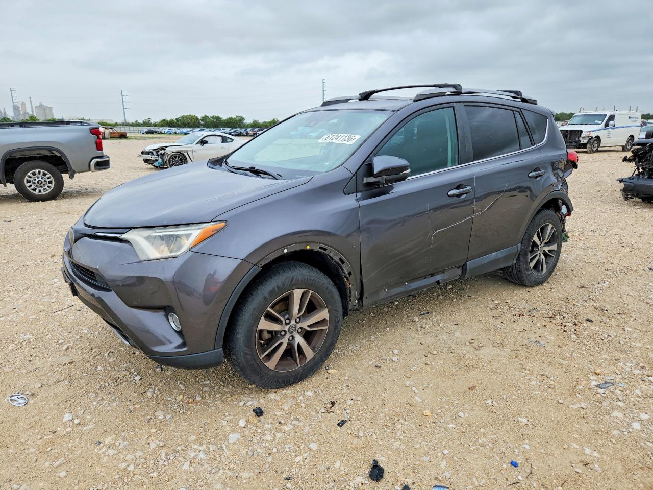 2017 TOYOTA RAV4 XLE