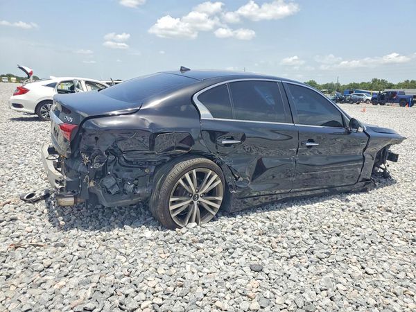 2018 INFINITI Q50