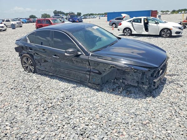 2018 INFINITI Q50