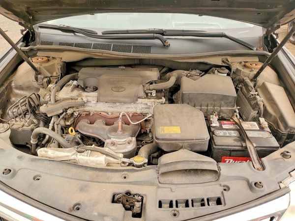 2014 TOYOTA CAMRY