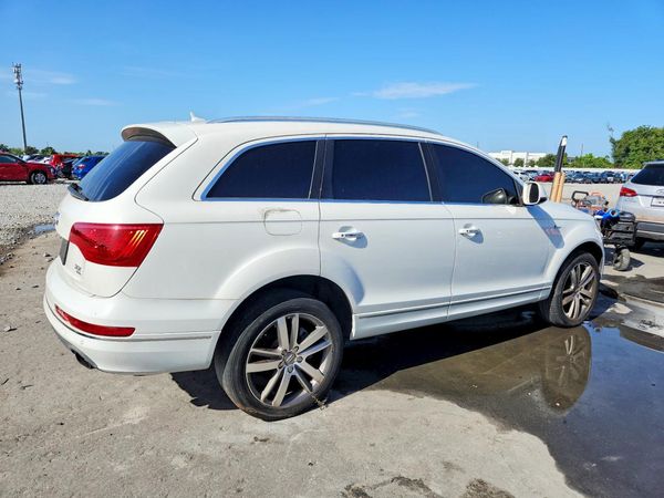 2014 AUDI Q7 Premium Plus