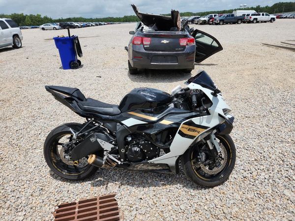 2026 KAWASAKI ZX636