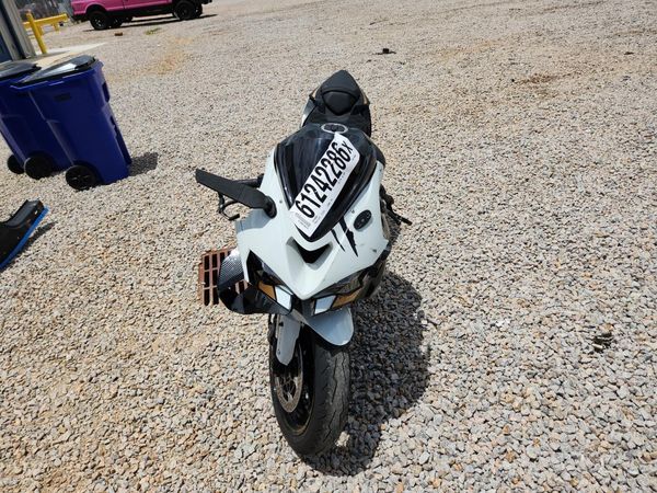 2026 KAWASAKI ZX636