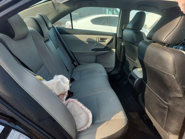 2016 TOYOTA CAMRY