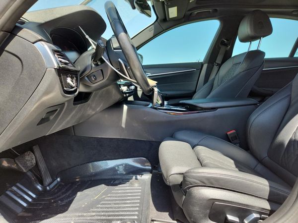 2022 BMW 530 xDrive