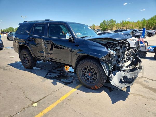 2018 TOYOTA 4RUNNER