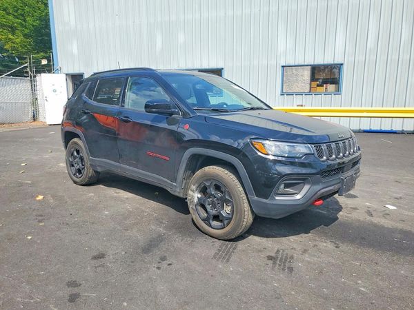 2024 JEEP COMPASS TRAILHAWK 4X4