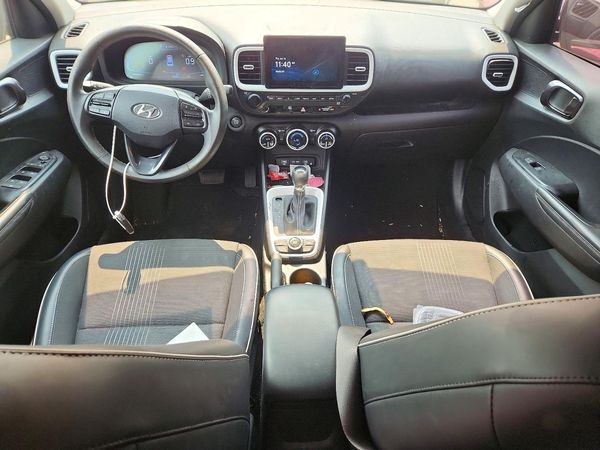 2024 HYUNDAI VENUE SEL / Limited