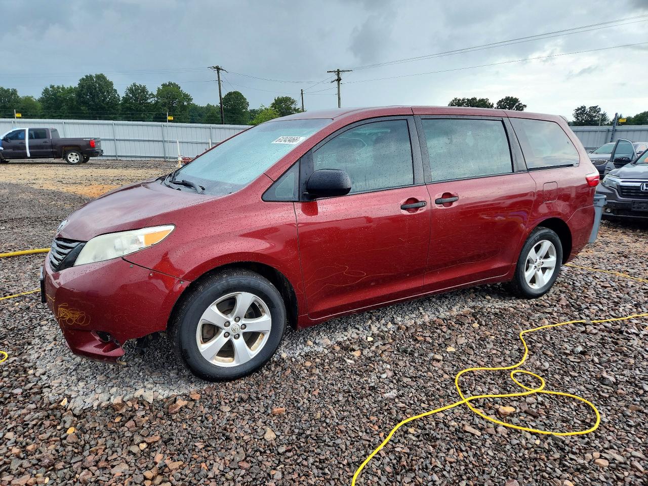2017 TOYOTA SIENNA L