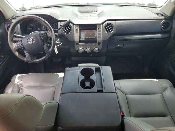2019 TOYOTA TUNDRA SR5 Grade