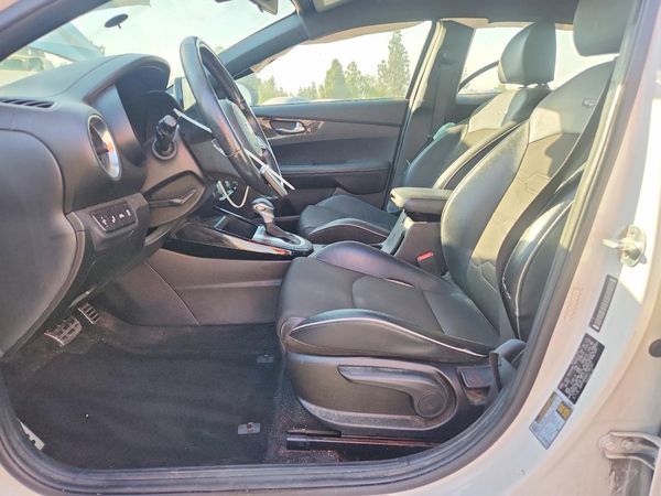 2020 KIA FORTE GT Line