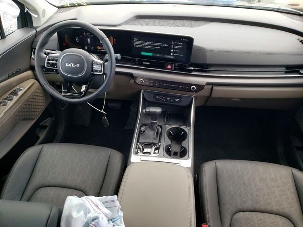 2026 KIA CARNIVAL EX