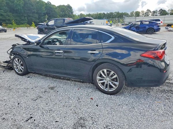 2018 INFINITI Q70