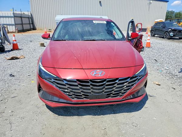 2022 HYUNDAI ELANTRA
