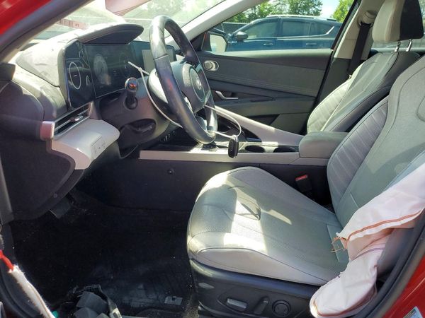 2022 HYUNDAI ELANTRA