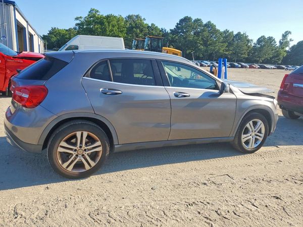 2015 MERCEDES-BENZ GLA GLA250 4-MATIC