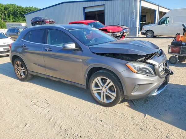 2015 MERCEDES-BENZ GLA GLA250 4-MATIC