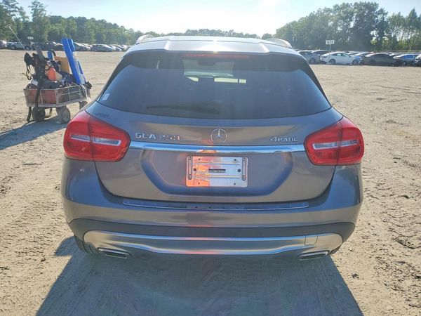 2015 MERCEDES-BENZ GLA GLA250 4-MATIC