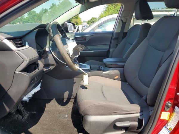 2021 TOYOTA RAV4 LE HV